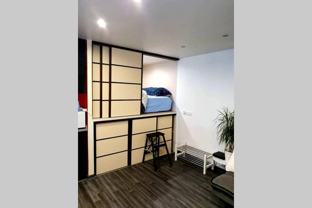 Superbe studio de 30m2 proche de Paris Poissy Exteriör bild
